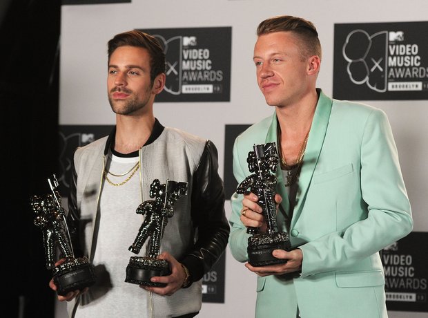 Macklemore 11 Facts About The Thrift Shop Rapper Capital Xtra