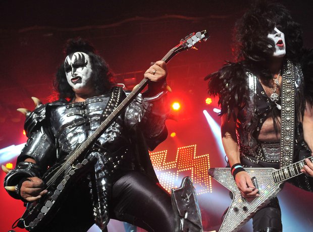 Kiss