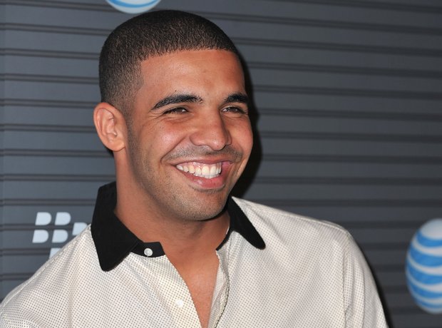 Drake WIth Blackberry