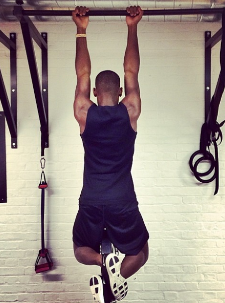 Tinie Tempah working out