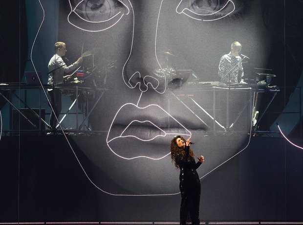 Lorde and Disclosure at the Brit Awards 2014