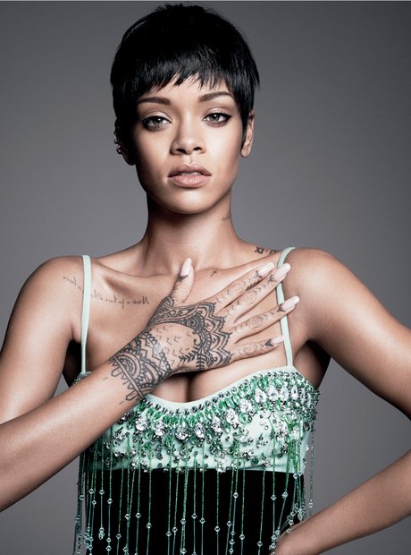 Rihanna covers Vogue Magazine