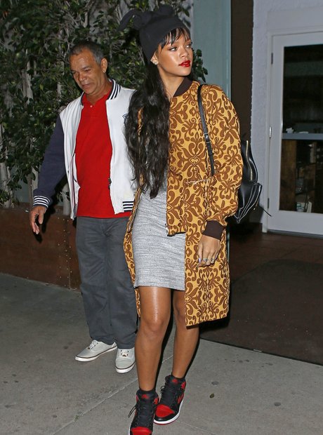 Rihanna out for dinner with her dad