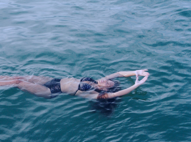 Beyonce in ocean