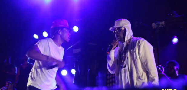 R Kelly Joins Chance The Rapper At Lollapalooza To Perform A Medley Of ...