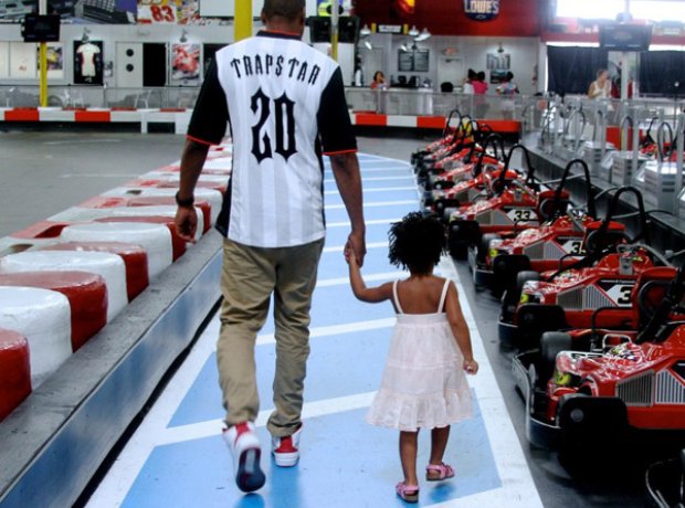 Beyonce and Jay Z Go Karts