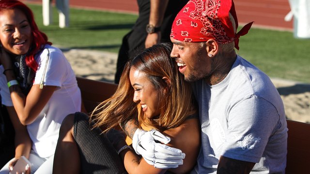 Chris Brown cuddles up to girlfriend Karrueche Tra