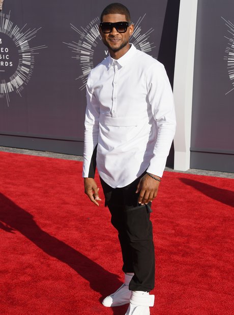Usher MTV VMAs 2014 Red Carpet