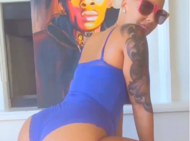 Amber Rose Twerking