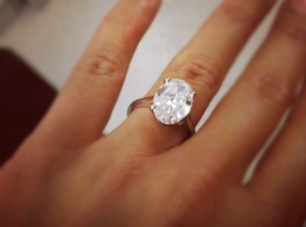 Amber Rose engagement ring 