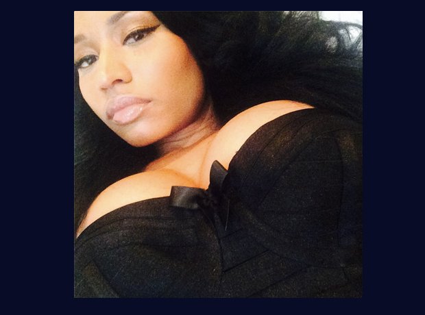 Nicki Minaj Was Taking Some Sexy Selfies 10 Instagram Pictures You Shouldn T Capital Xtra