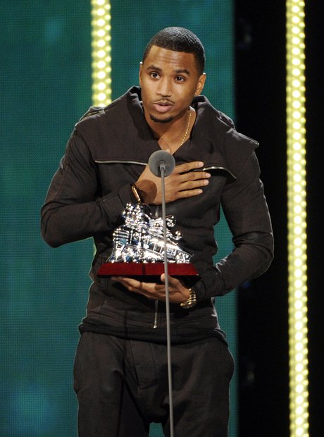 Trey Songz Soul Train Awards 2014
