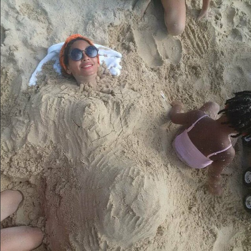 Beyonce sand bump instagram 