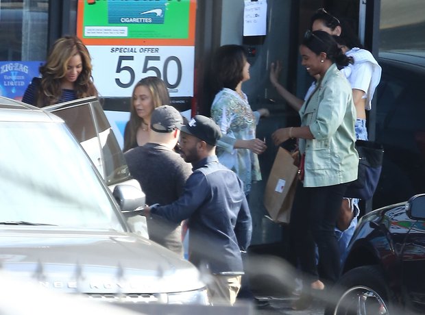 Beyonce and Kelly Rowland family lunch 