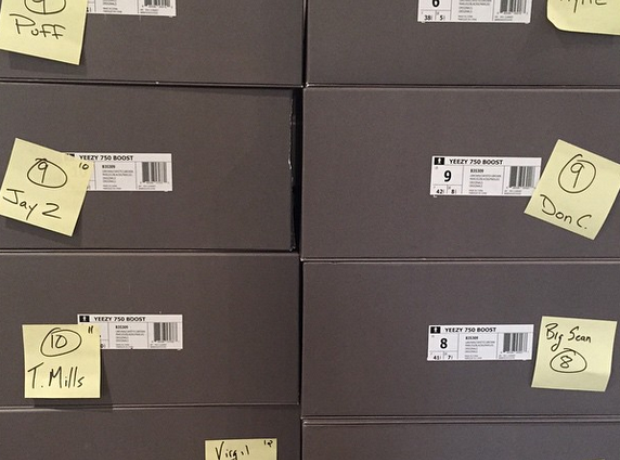 Kanye West Adidas Trainer boxes