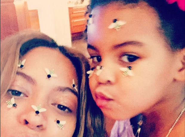 Beyonce and Blue Ivy Bea Selfie