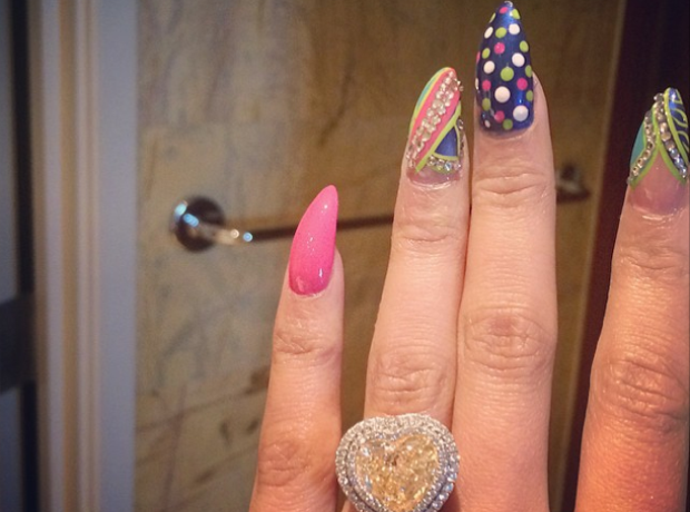 Nicki Minaj diamond ring 