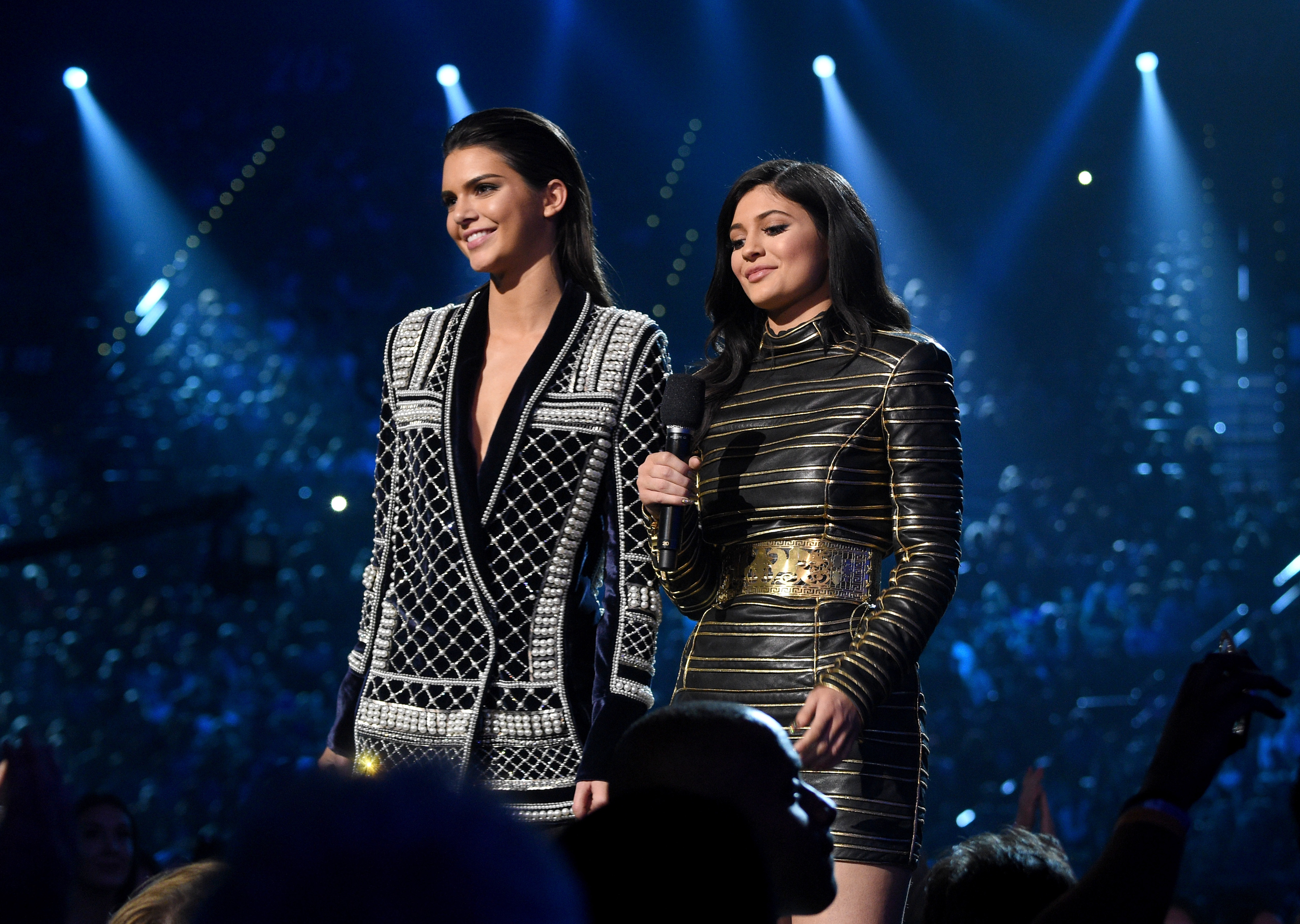 Kendall and Kylie Jenner Billboard Music Awards 20
