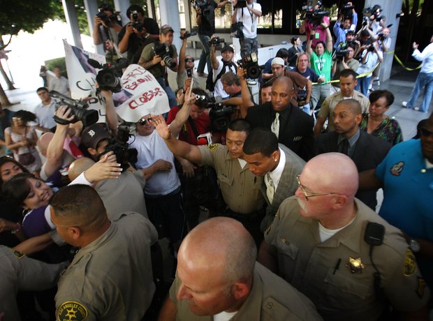 Chris Brown Court