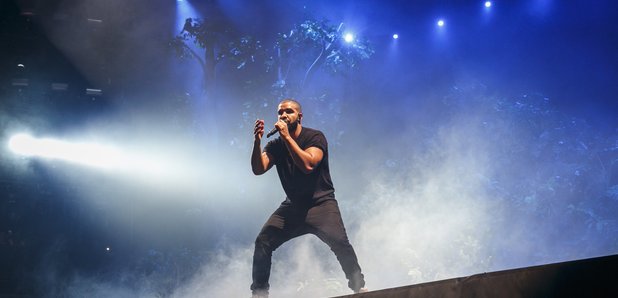 Drake fans speculate that he will go on tour after his surprise appearance  at Wireless Festival