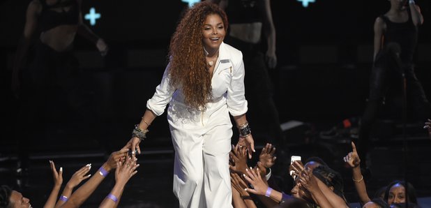 janet jackson unbreakable tour set list