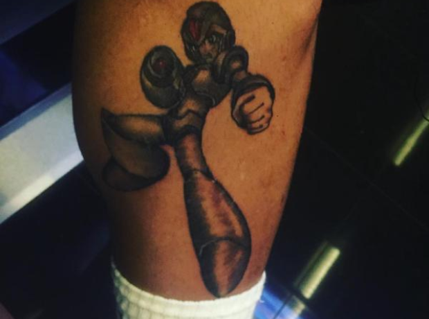 Chris Brown Tattoo on leg