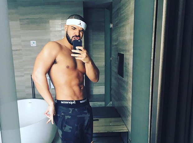 Photos drake naked Drake Naked