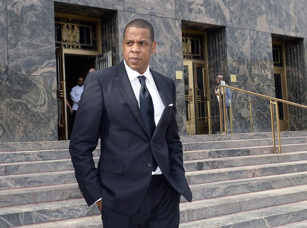 Jay Z leaving court 
