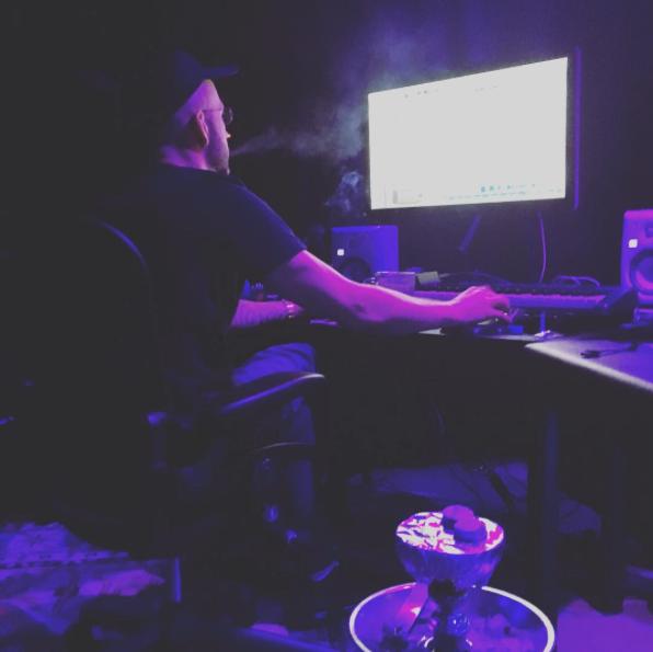 Drake 40 Studio