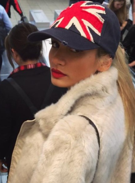 Pia Mia British Hat