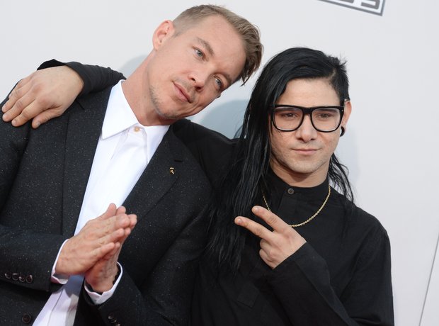 Diplo and Skrillex American Music Awards 2015 Red 