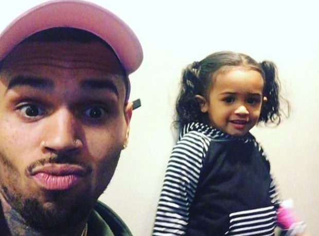 18 Photos Of Chris Brown And Royalty That You Just Cant