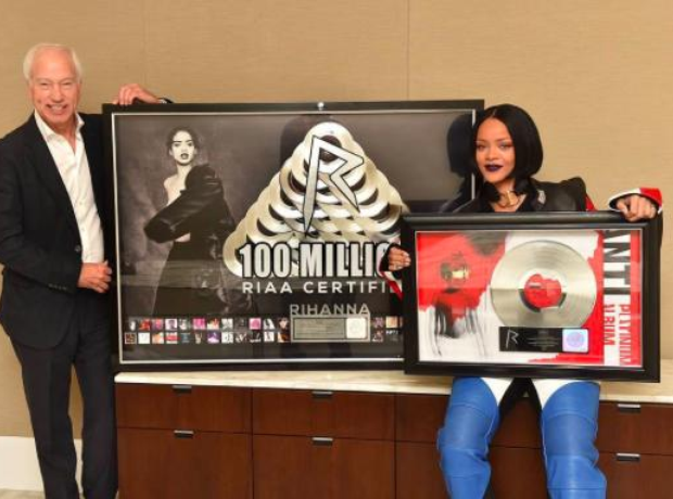 Rihanna Record