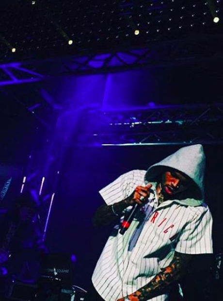 Chris Brown performs at Fashion Week in Milan