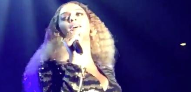 Beyonce holding microphone
