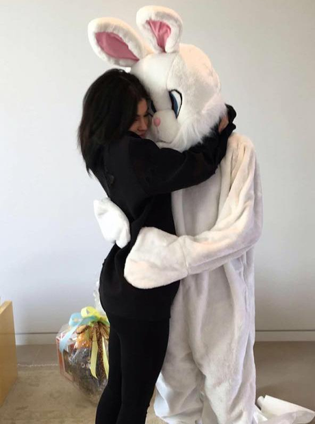 Kardashians Easter Bunny