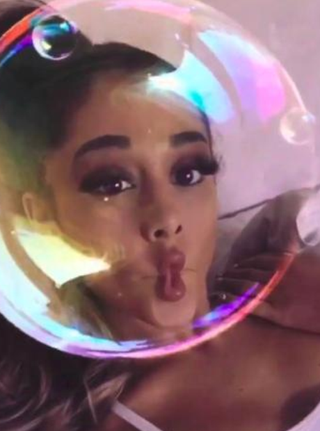 Ariana Grande Snapchat 