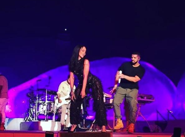 Drake Rihanna on stage