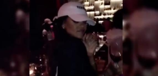 Rihanna Amsterdam dancing