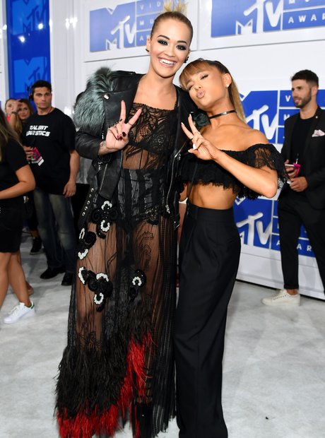 Rita Ora and Ariana Grande MTV VMAs Red carpet Arr