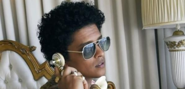 Listen To Bruno Mars’ New Single ‘Versace On The Floor’ - Capital XTRA