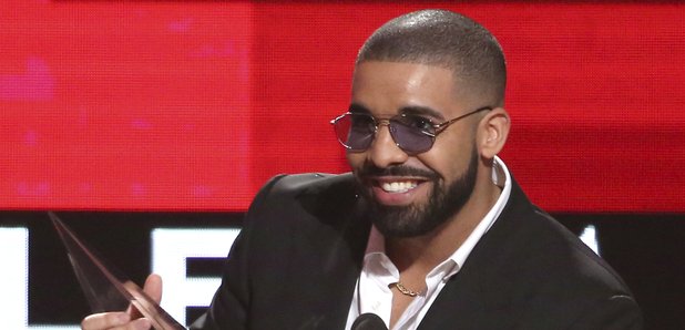 Drake at the American Music Awards 2016