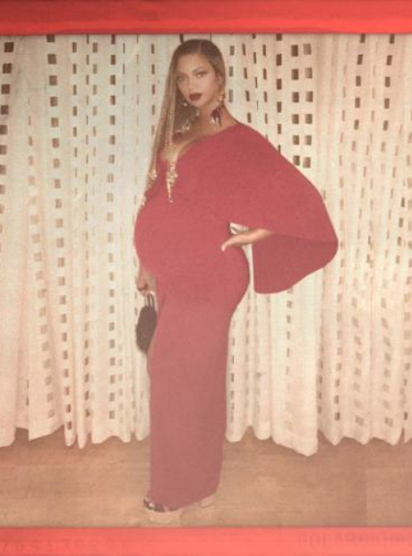Beyonce pregnant red dress