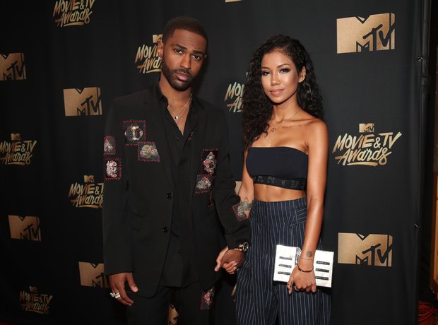 Big Sean and Jhene Aiko walked hand-in-hand into the event. - 20 ...