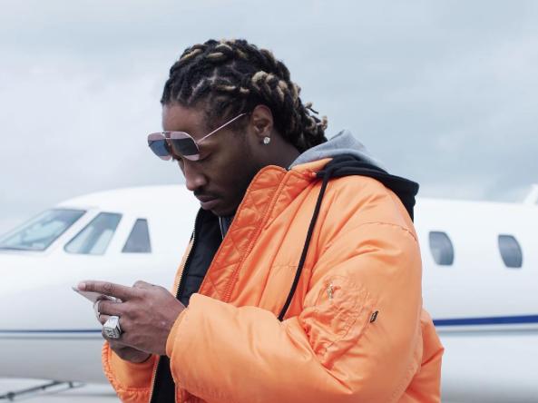 Future on his phone