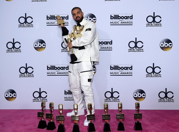 Drake at the Billboard Music Awards 2017