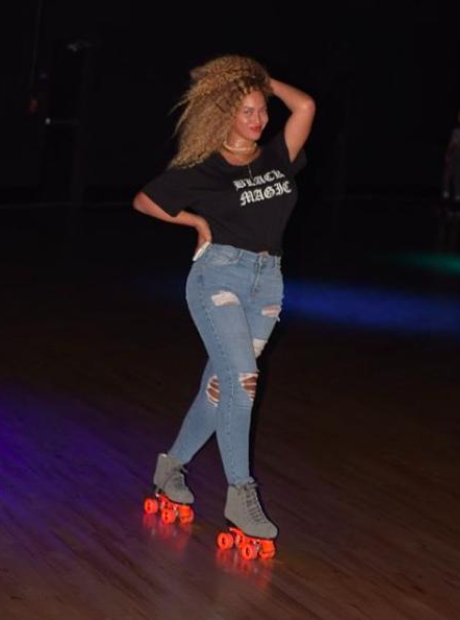 Beyonce roller skating
