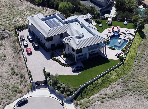 Chris Brown's home in Tarzana