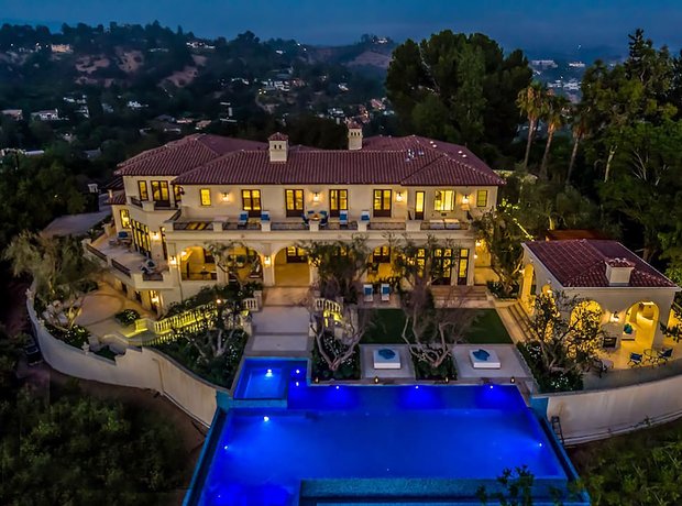 Drake's home in in Beverly Hills