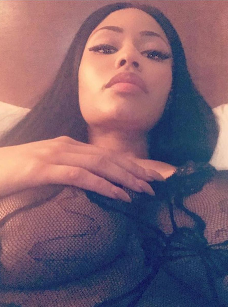 Nicki Minaj Uploaded A Seriously Racy Picture To Instagram 14 Pictures You Capital Xtra